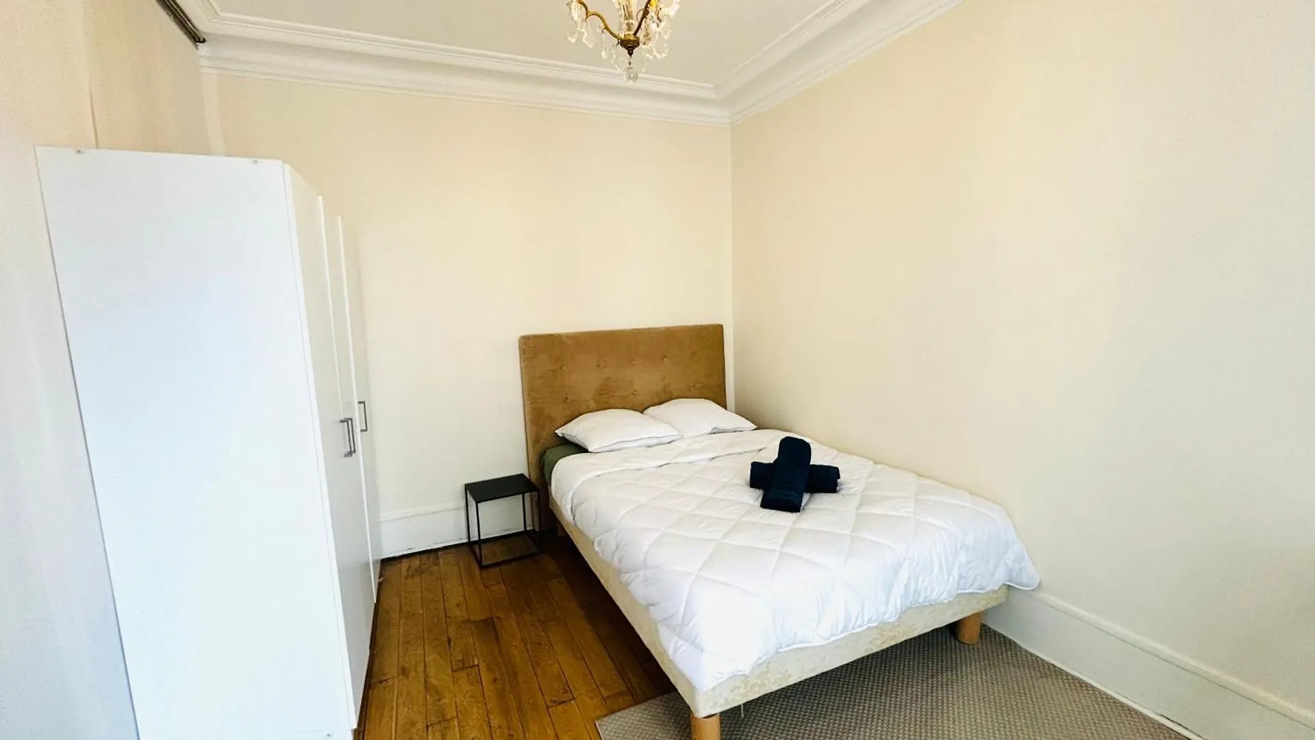 Appartement Tour Eiffel Chapu Paris 0*,